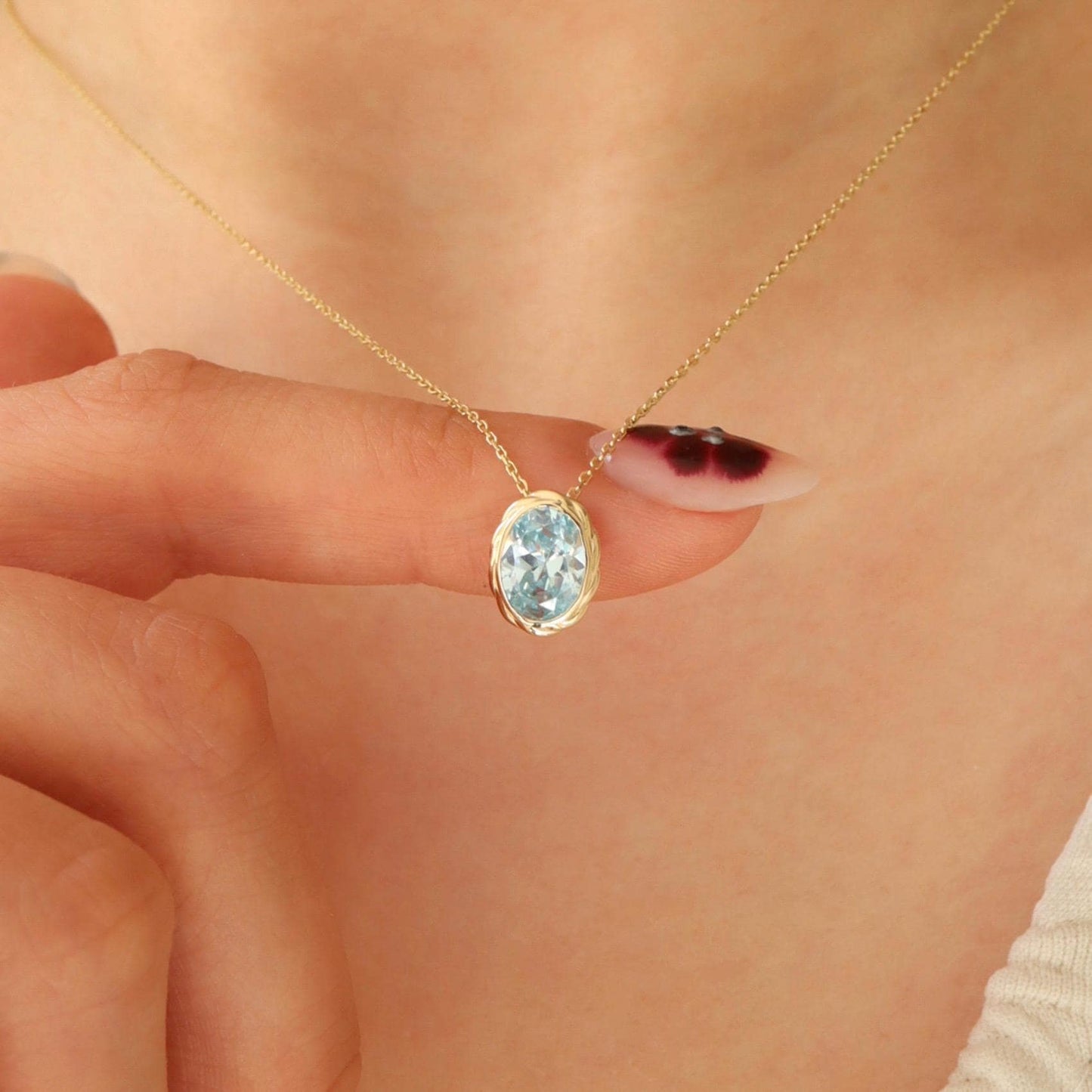 Vintage Aquamarine Pendant Necklace – 14K Solid Gold