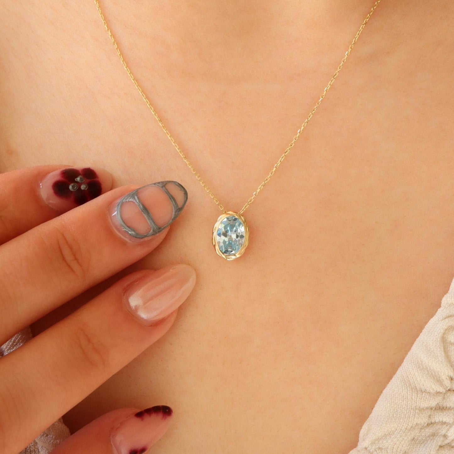 Vintage Aquamarine Pendant Necklace – 14K Solid Gold