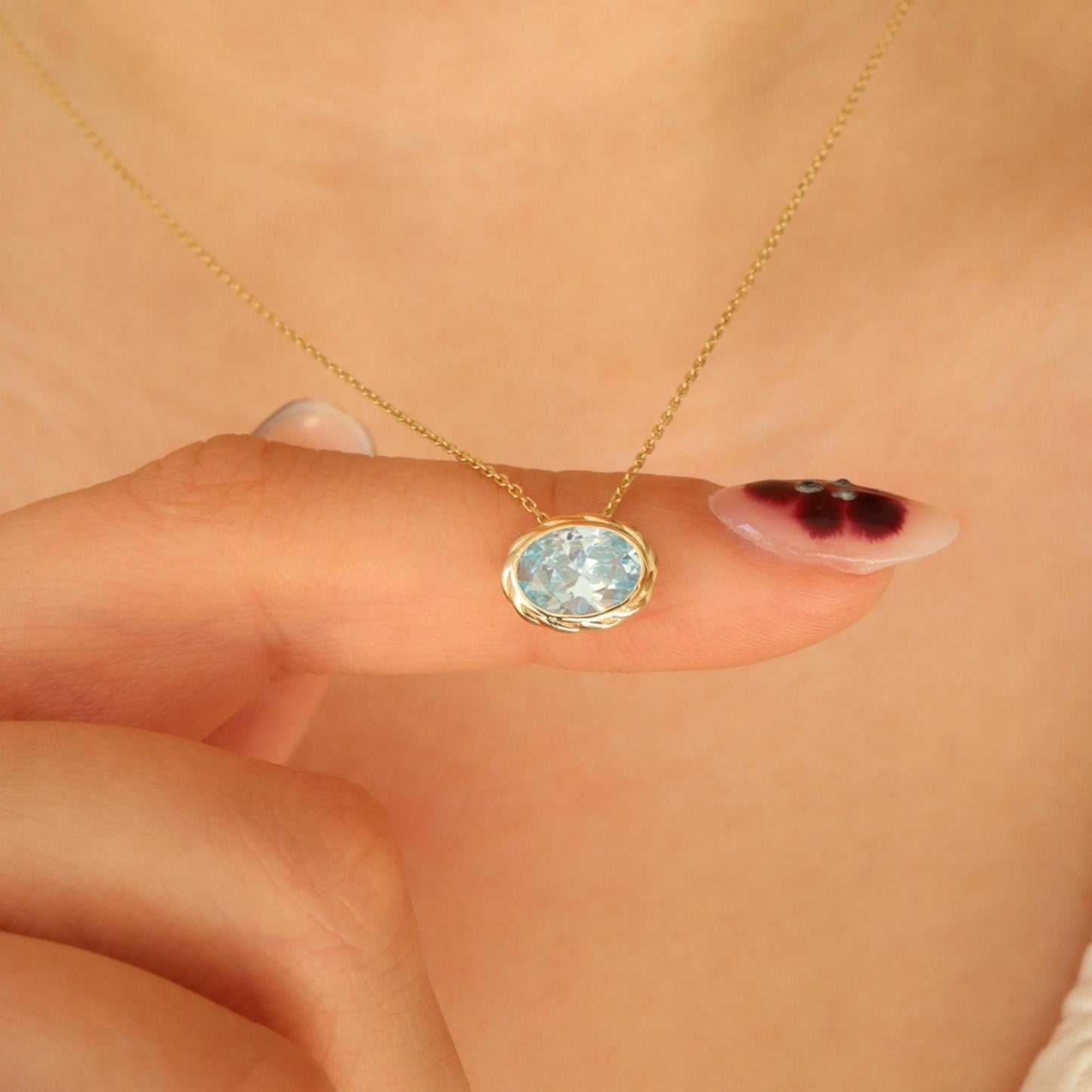 Vintage Aquamarine Pendant Necklace – 14K Solid Gold